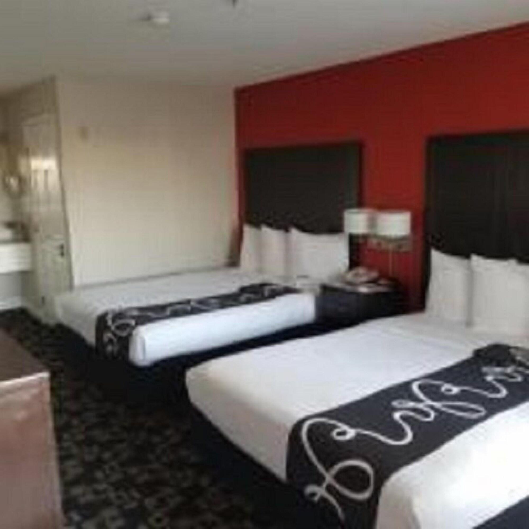 Hotel Ramada By Wyndham Oceanside Exterior foto
